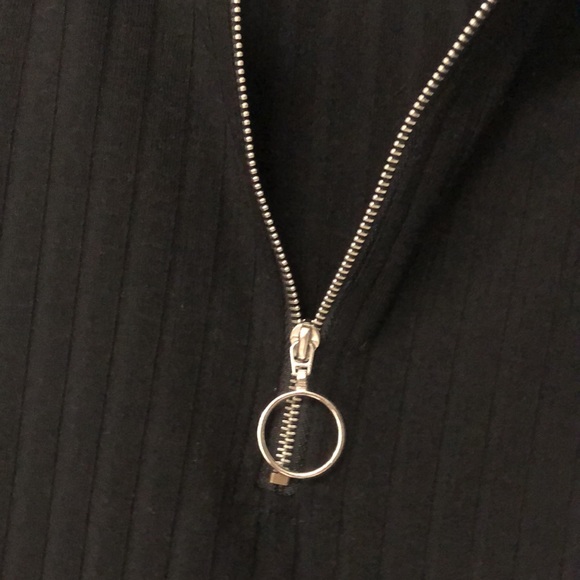 Susie sheer ribbed zipped top - Picture 5 of 6